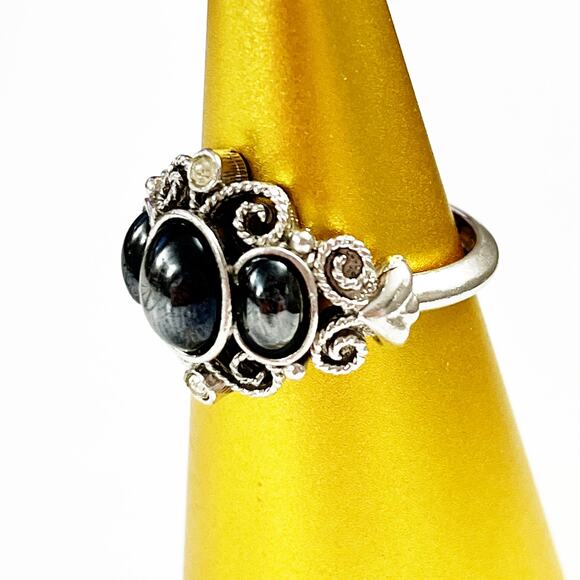 Avon Vintage Midnight Splendor Ring - Size 7 - Picture 4 of 5